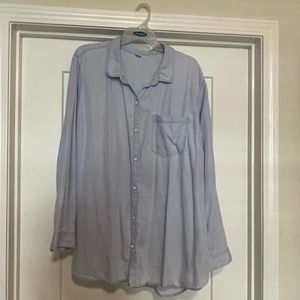 Old Navy women’s chambray button down shirt